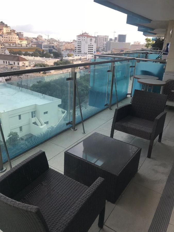 Swimming Pools Apartment In Ocean Village - 2 Bed 2 Bath Rock View Gibraltar Ngoại thất bức ảnh